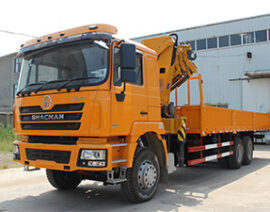 shacman cargo truck lorry truck mounted crane manufacturer in China
